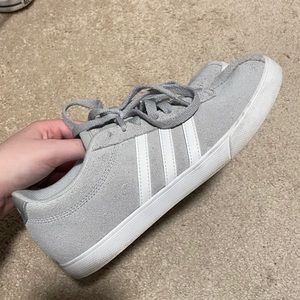 grey adidas neo comfort footbed like new!